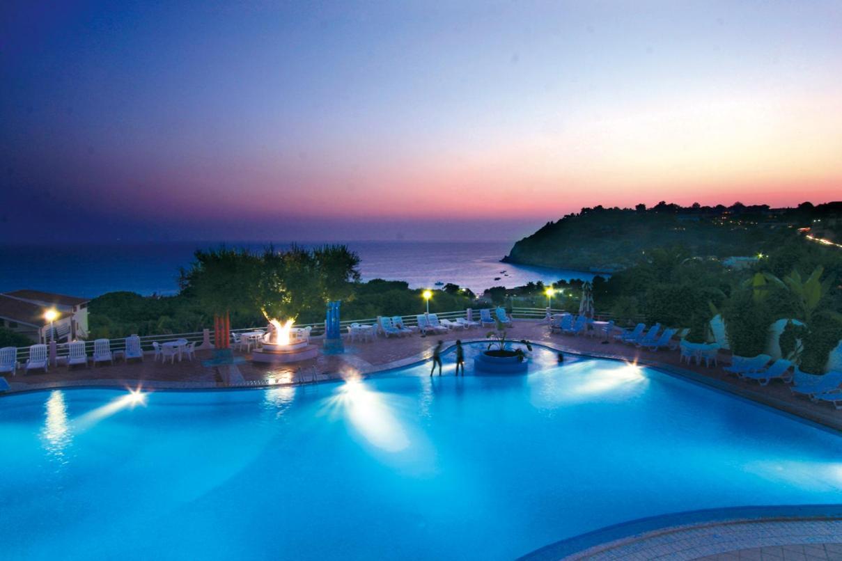 Residence Villaggio Smedile Capo Vaticano Buitenkant foto